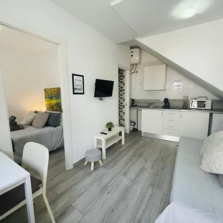 Apartment Jimena Maro En El Centro De Nerja